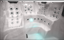 Load image into Gallery viewer, Spa de nage eco energetique - 6500 $ de rabais sur swim spa - financement disponible .