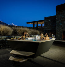 Load image into Gallery viewer, Hot Tub Ikon Spa - Unique design